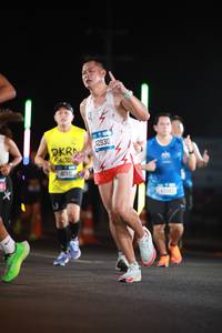 BIB: 41341, 12930
                            <button type="button" onclick="openModal(21312830)" class="btn btn-primary btn-sm float-right btn-popup" data-toggle="modal" data-target=".modal-high-quality">
                        <i class="fas fa-shopping-cart"></i> Add to Cart
                    </button>
                                            <button type="button" onclick="isThisMe(21312830, true)" class="btn btn-success btn-sm float-right btn-popup btn-isme hidden" data-toggle="tooltip" data-placement="bottom" title="นี่คือรูปของคุณใช่ไหม คลิกที่นี่เพื่อเอาเข้าอัลบั้ม">
                        <i class="fas fa-plus"></i> Add to album
                    </button>
                    <button type="button" onclick="isThisMe(21312830, false)" class="btn btn-warning btn-sm float-right btn-popup btn-isnotme hidden">
                        <i class="fas fa-ban"></i> Remove from album
                    </button>